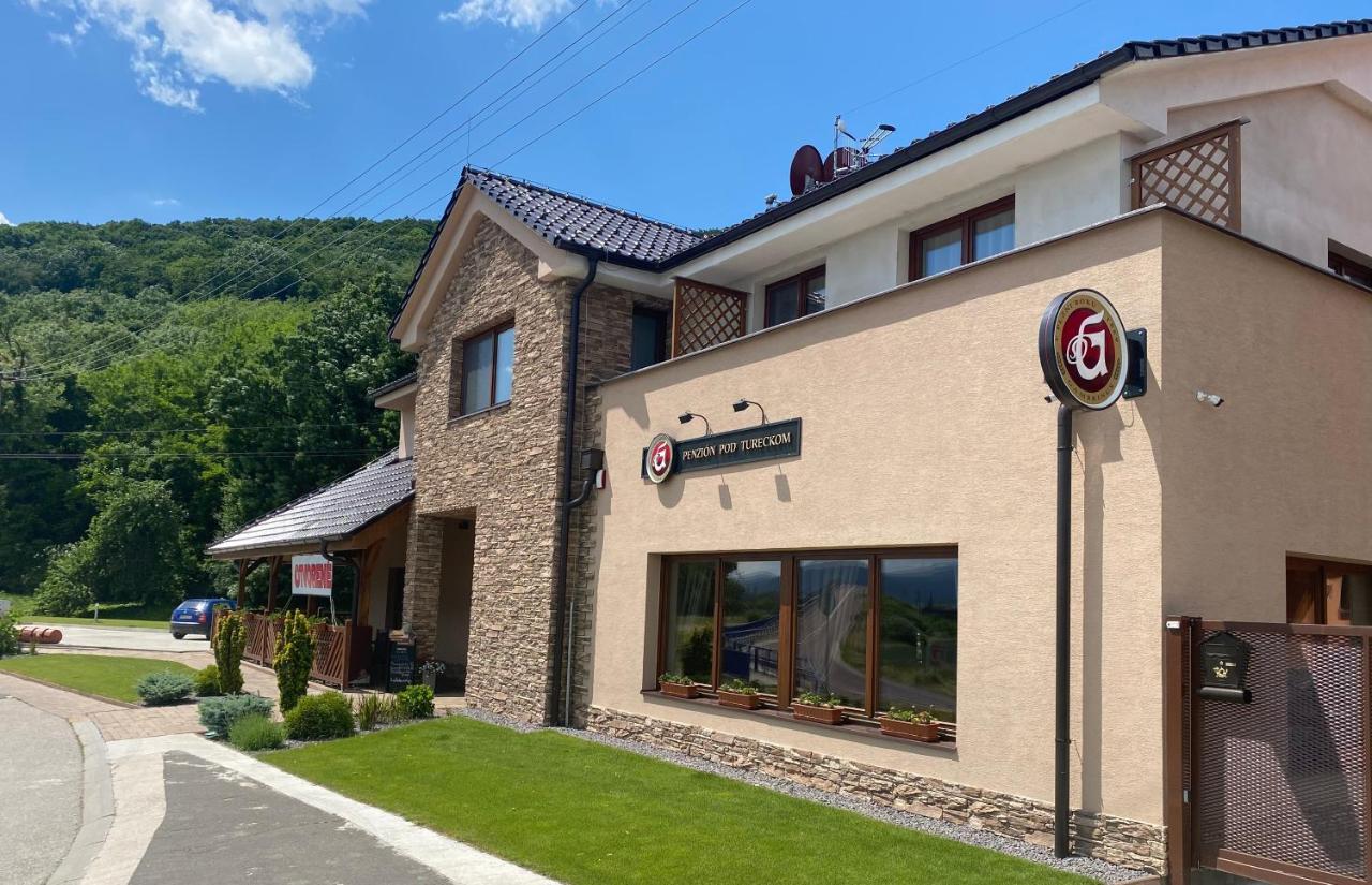 Penzion Pod Tureckom Hotel Trencianske Bohuslavice Bagian luar foto