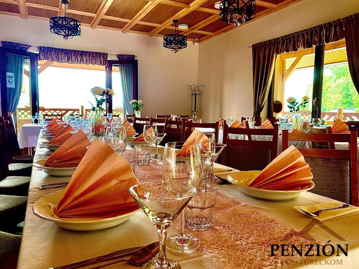 Penzion Pod Tureckom Hotel Trencianske Bohuslavice Bagian luar foto