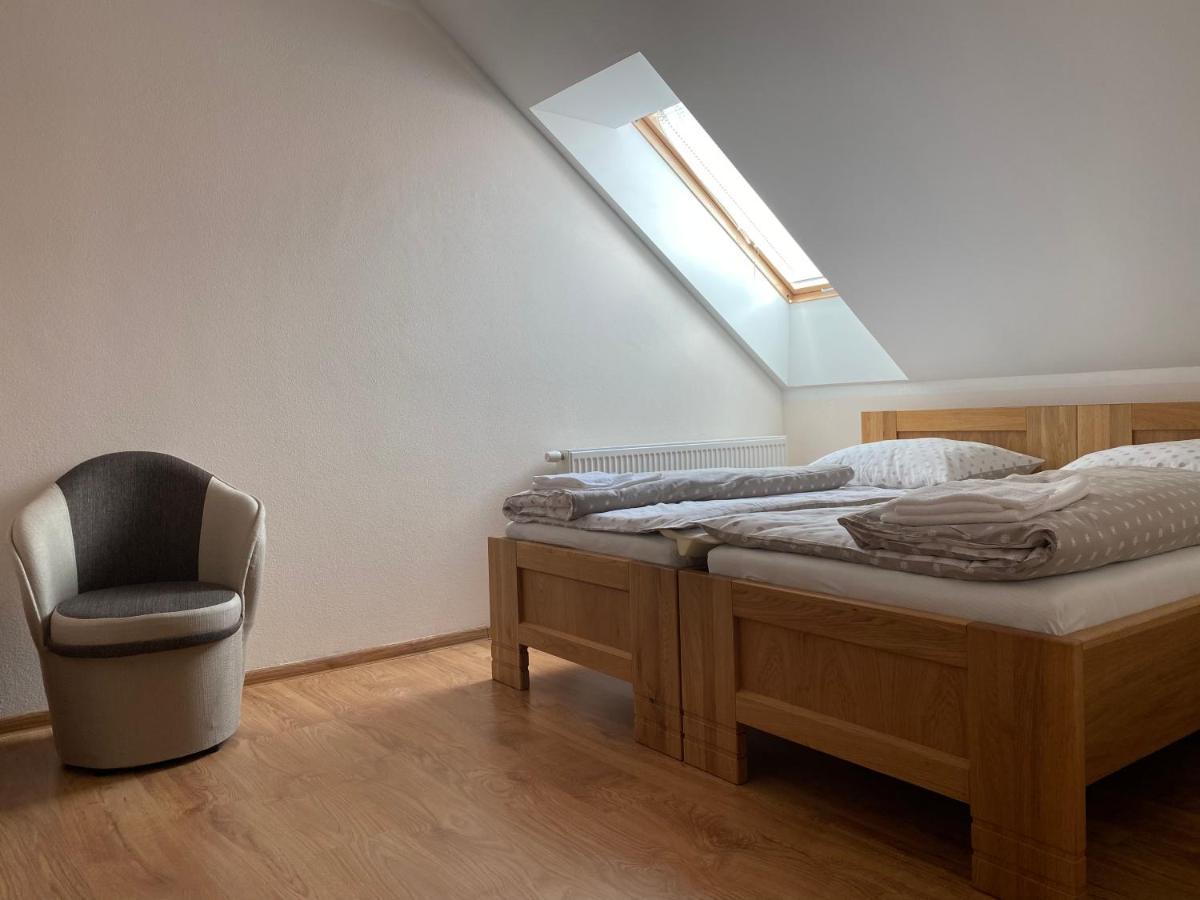 Penzion Pod Tureckom Hotel Trencianske Bohuslavice Bagian luar foto