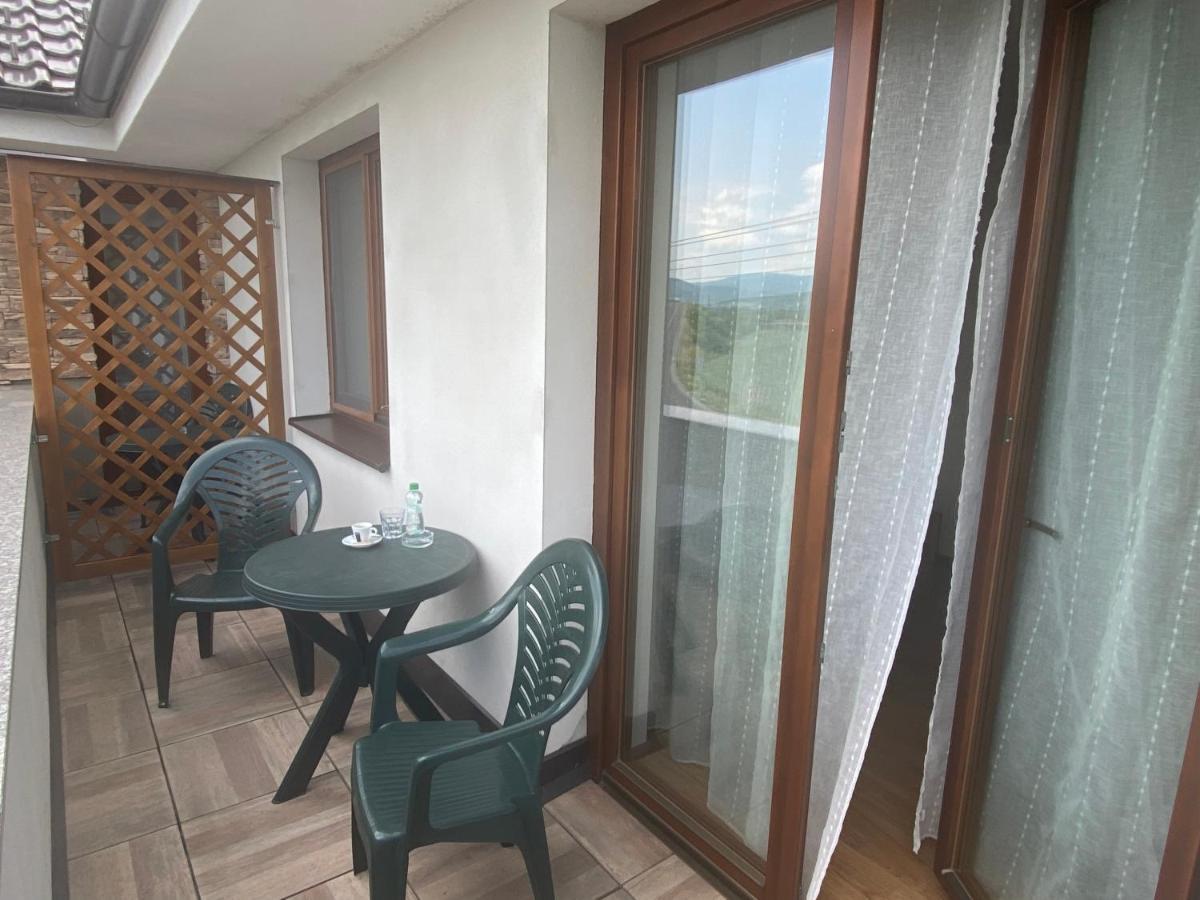 Penzion Pod Tureckom Hotel Trencianske Bohuslavice Bagian luar foto