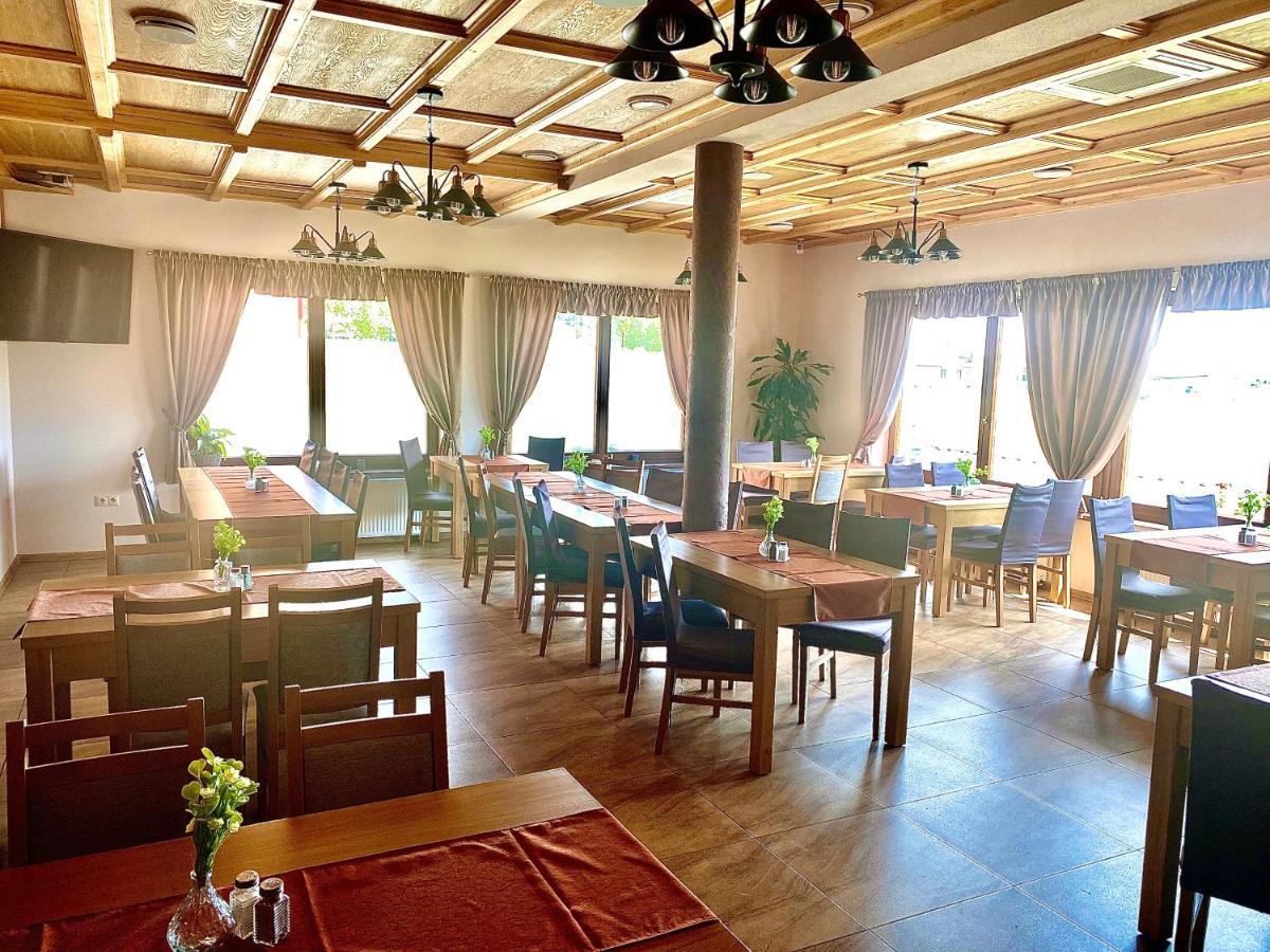 Penzion Pod Tureckom Hotel Trencianske Bohuslavice Bagian luar foto